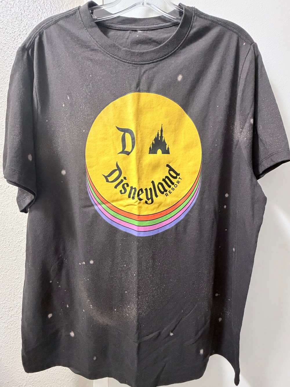 Disneyland Unisex Adults Black Graphic Tee with Rainbow Badge